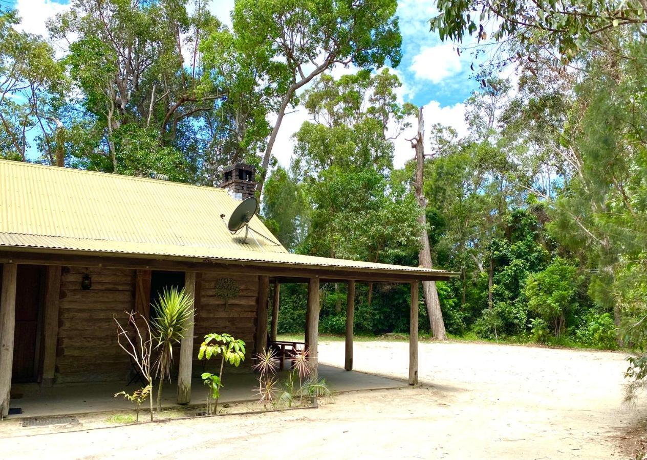 Ferns Hideaway Resort Byfield Exterior photo